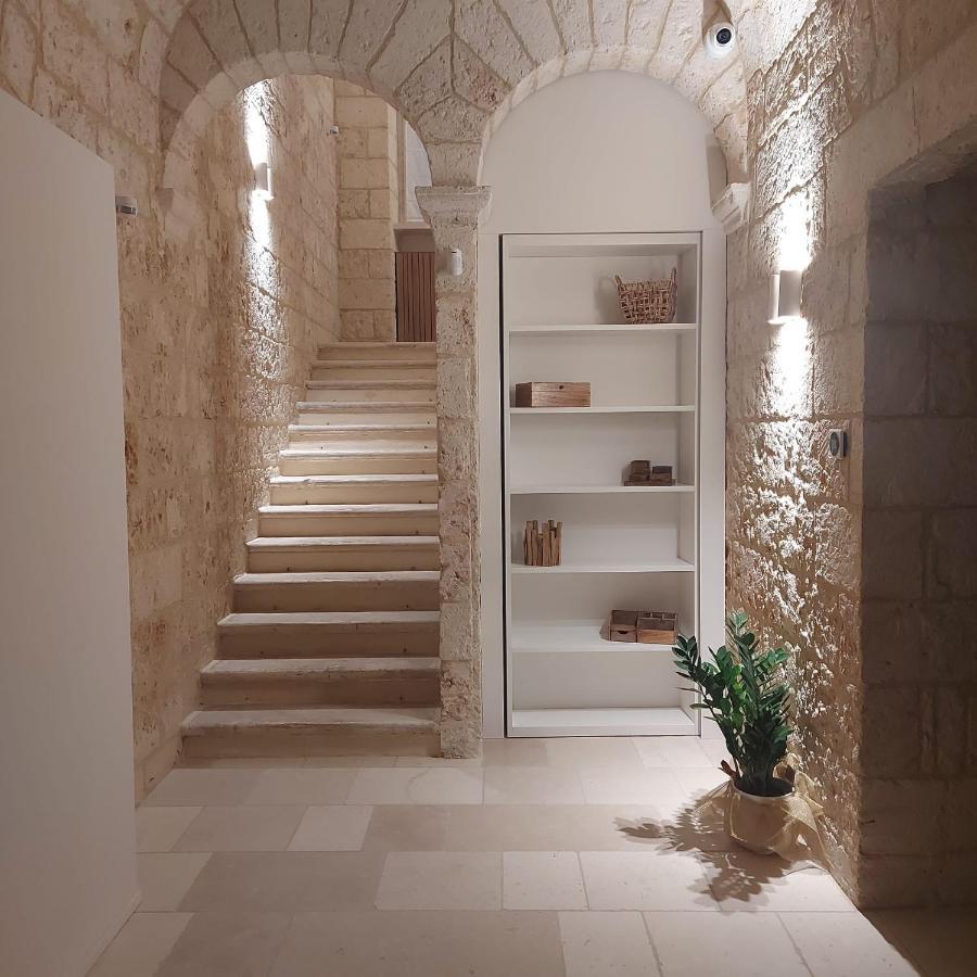 Palazzo Momi Panzió Bari Kültér fotó