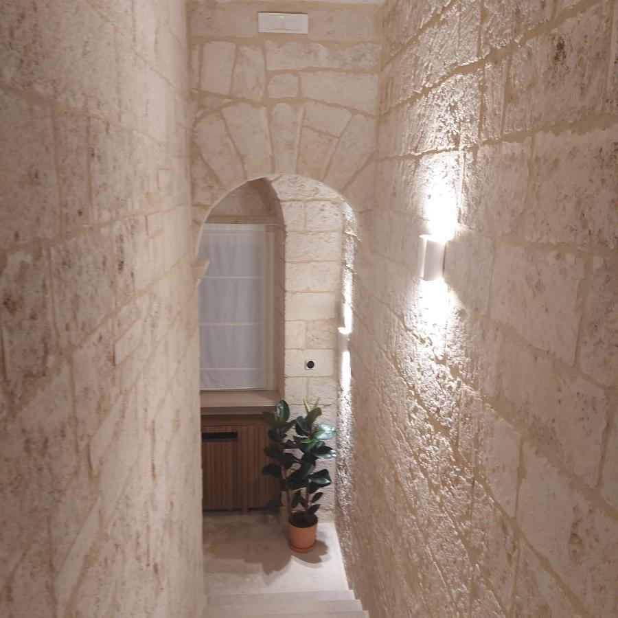 Palazzo Momi Panzió Bari Kültér fotó