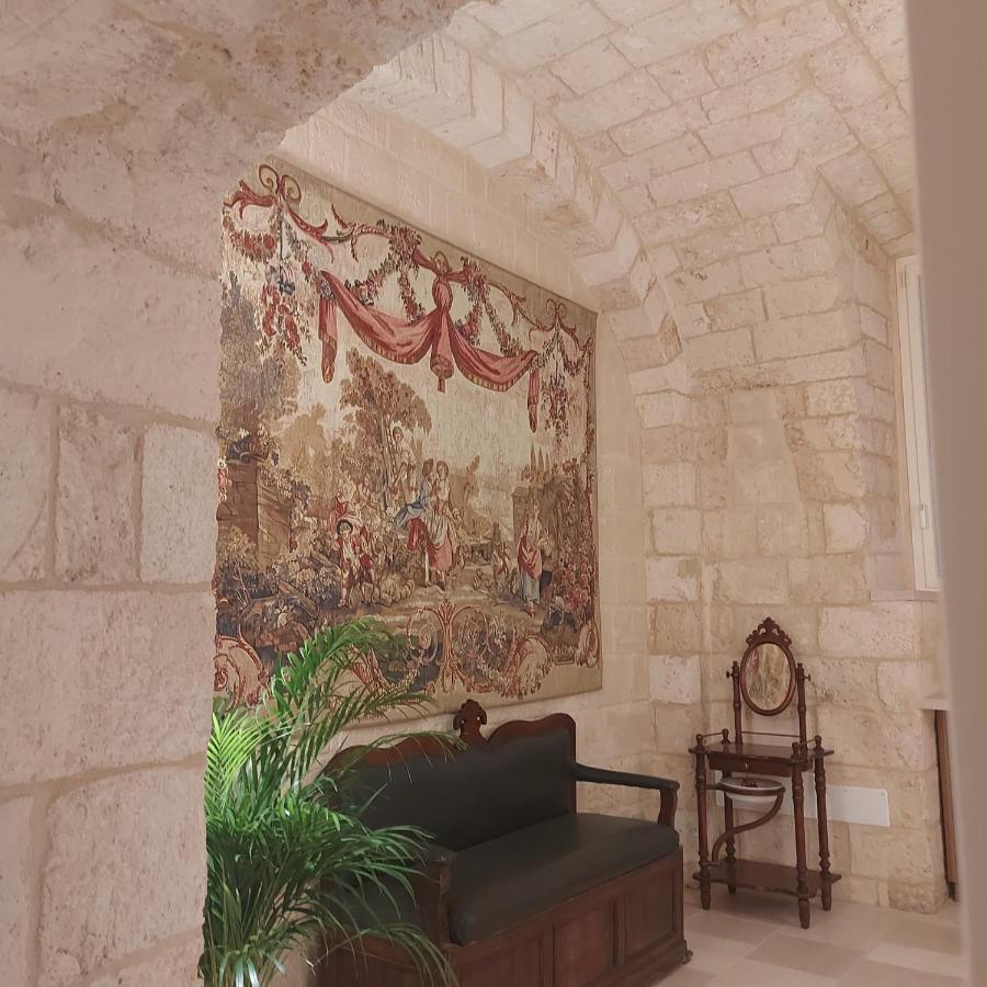 Palazzo Momi Panzió Bari Kültér fotó