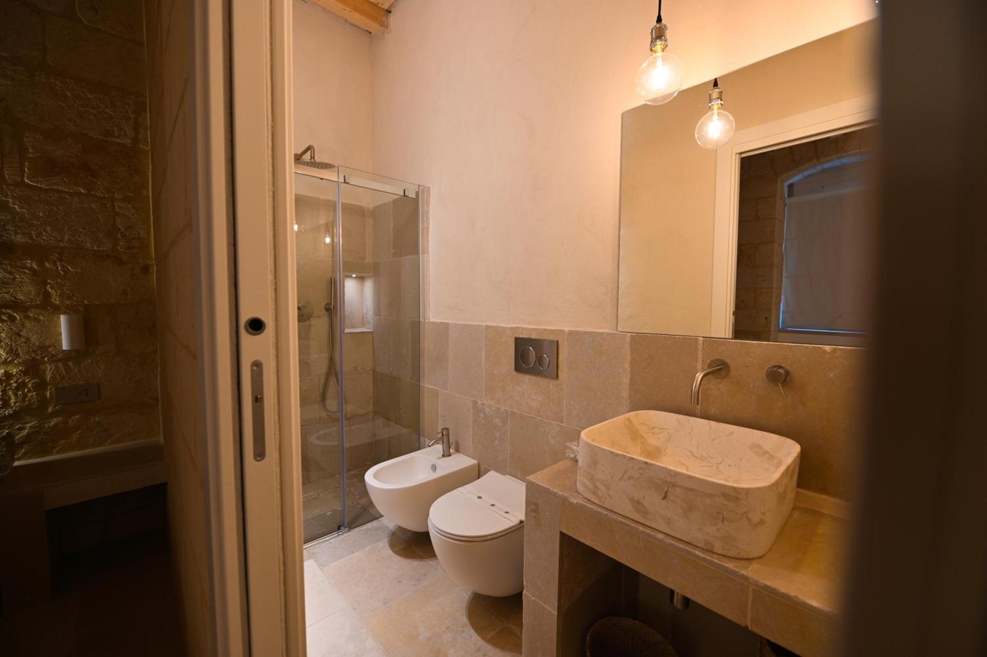 Palazzo Momi Panzió Bari Kültér fotó