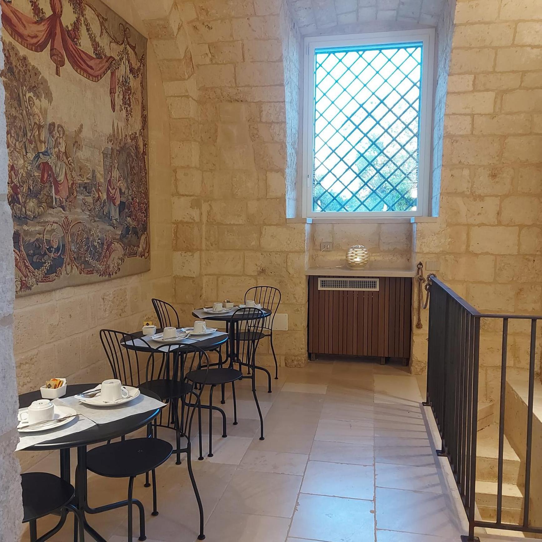 Palazzo Momi Panzió Bari Kültér fotó